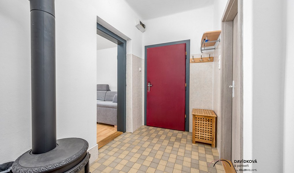 Prodej bytu 2+1 72 m², Velešín – náhled fotky 16