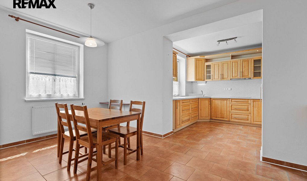 Prodej skladovacích prostor 1 050 m², Slatina – náhled fotky 27