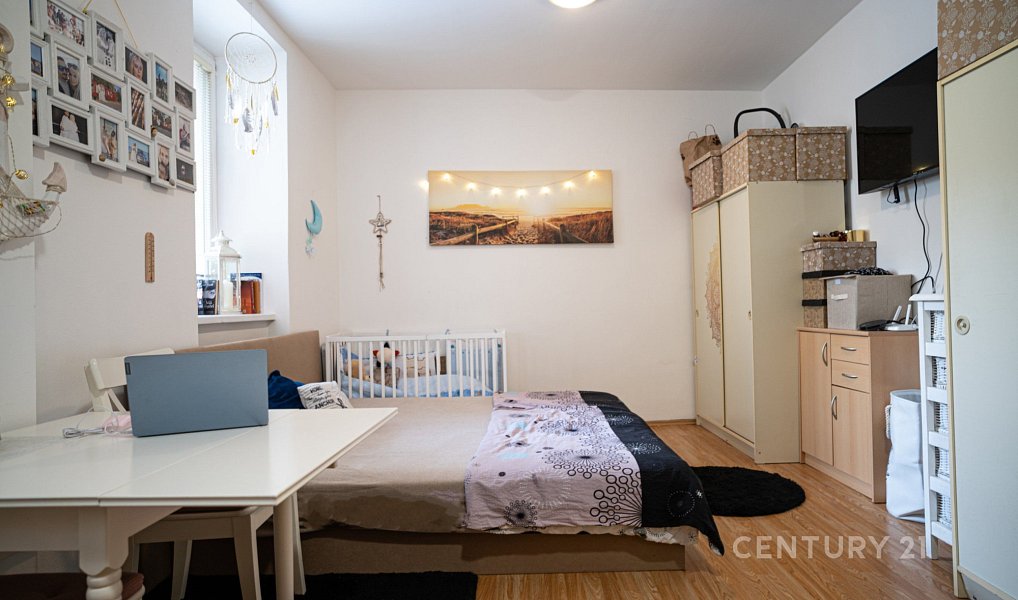 Pronájem bytu 1+kk 27 m², Znojmo – náhled fotky 3