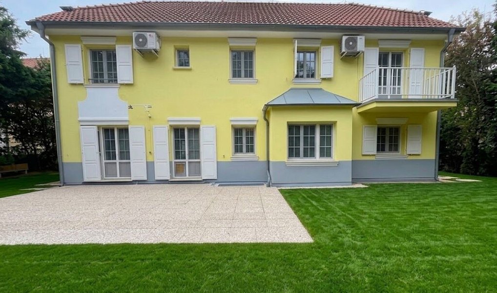 Pronájem domu 302 m² s pozemkem 737 m², Praha – náhled fotky 34