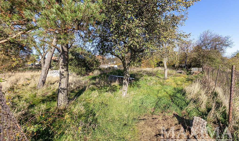 Prodej pozemku 935 m², Dobříč – náhled fotky 4