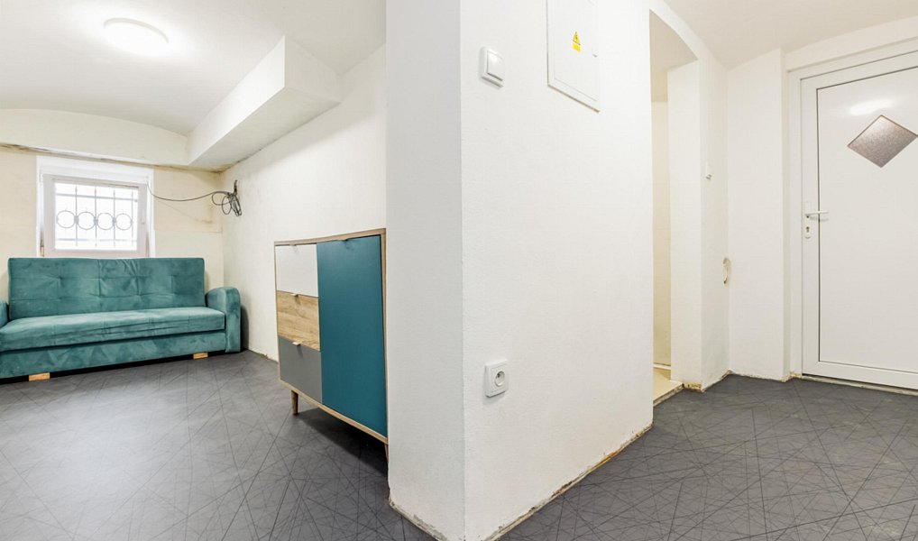 Prodej obchodních prostor 66 m², České Budějovice – náhled fotky 6