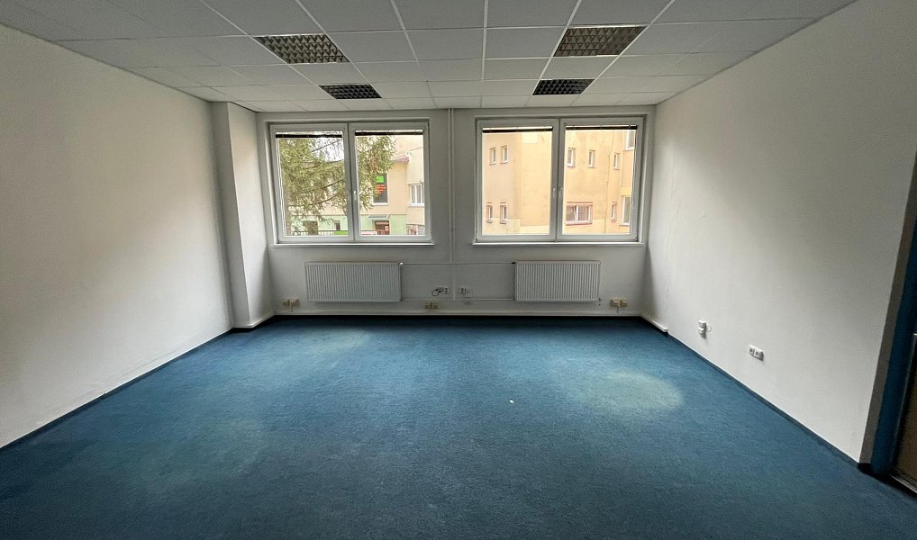 Pronájem kanceláře 20 m², Žďár nad Sázavou – náhled fotky 3