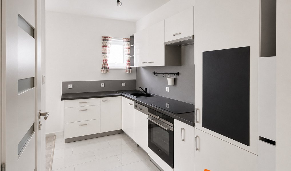 Prodej bytu 2+kk 60 m², Vitice – náhled fotky 2