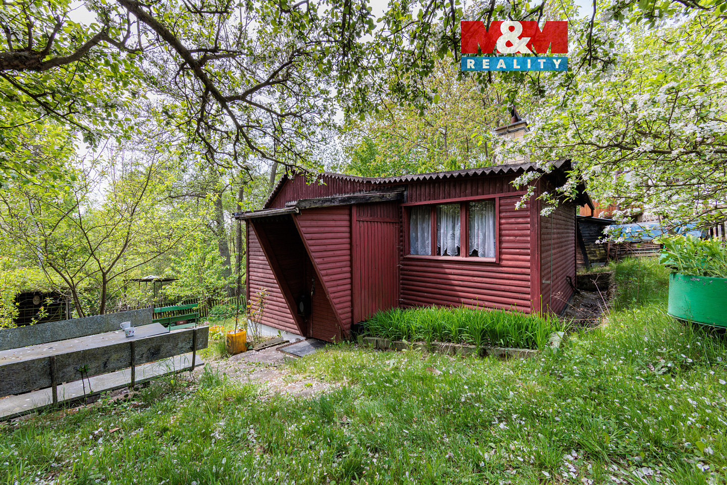 Prodej chaty/chalupy 25 m² s pozemkem 320 m²