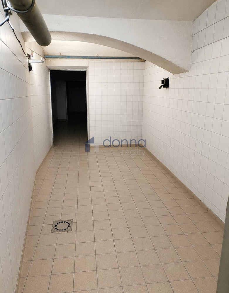 Pronájem skladovacích prostor 220 m² – fotografie 5