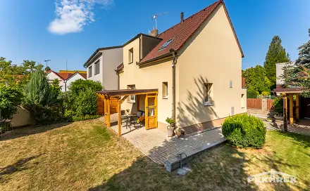 Prodej domu 110 m² s pozemkem 322 m², Do údolí, Praha 8 - Čimice