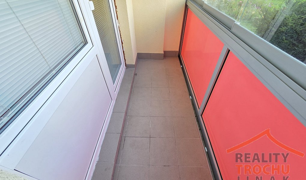 Pronájem bytu 1+kk 3 m², Hradec Králové – náhled fotky 12