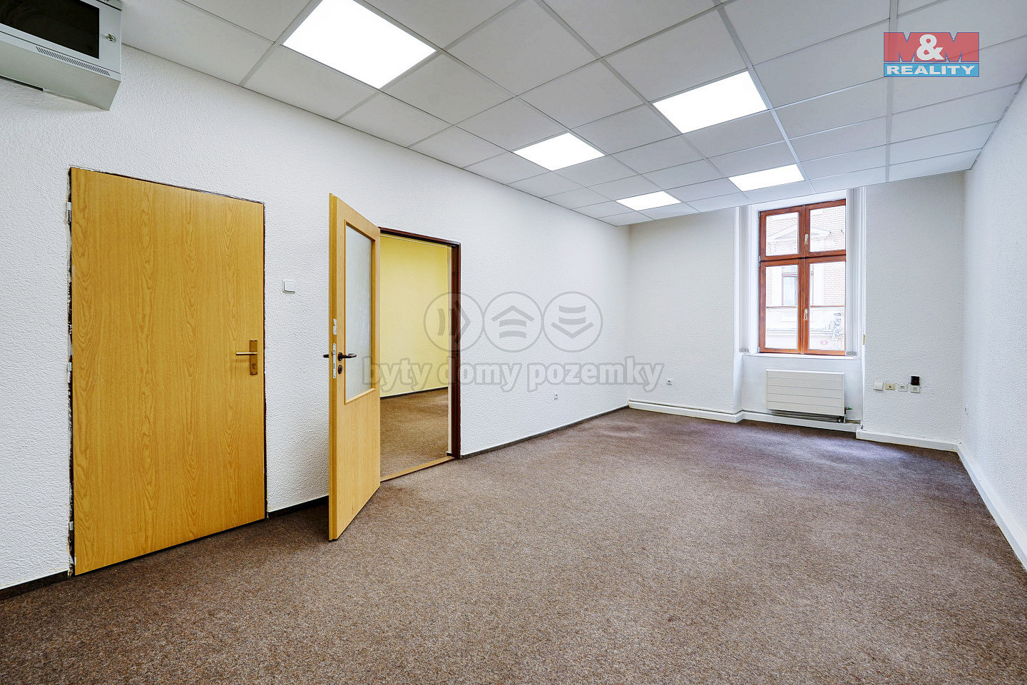 Pronájem kanceláře 88 m² – fotografie 5