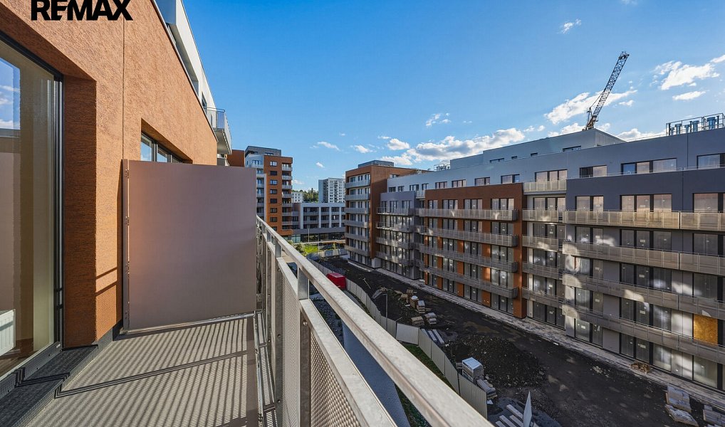 Prodej bytu 1+kk 37 m², Praha – náhled fotky 16
