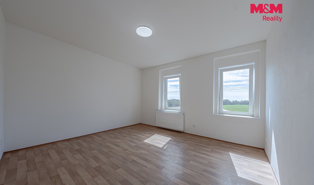 Pronájem domu 302 m² s pozemkem 421 m², Vrátno – náhled fotky 18