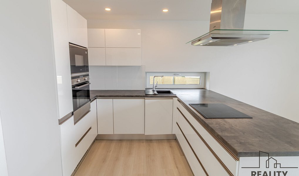 Prodej domu 191 m² s pozemkem 938 m², Všechovice – náhled fotky 3