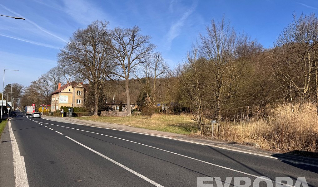 Prodej komerčního pozemku 714 m², Česká Kamenice – náhled fotky 3