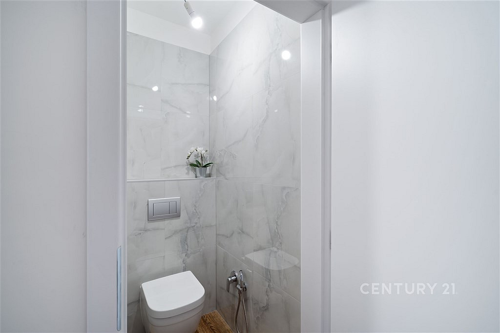 Pronájem bytu 2+1 70 m² - Widok 6
