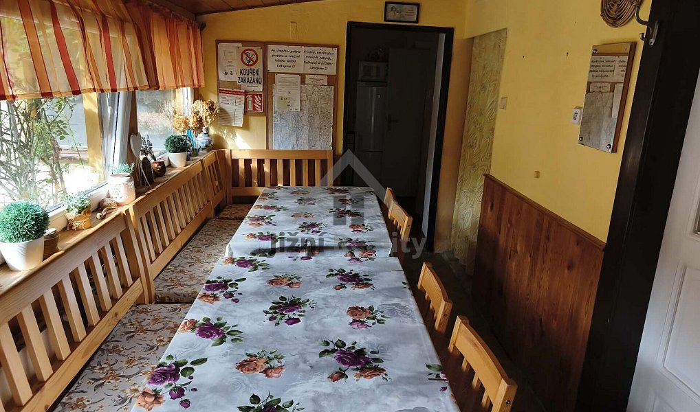 Prodej domu 250 m² s pozemkem 2 252 m², Suchdol nad Lužnicí – náhled fotky 10