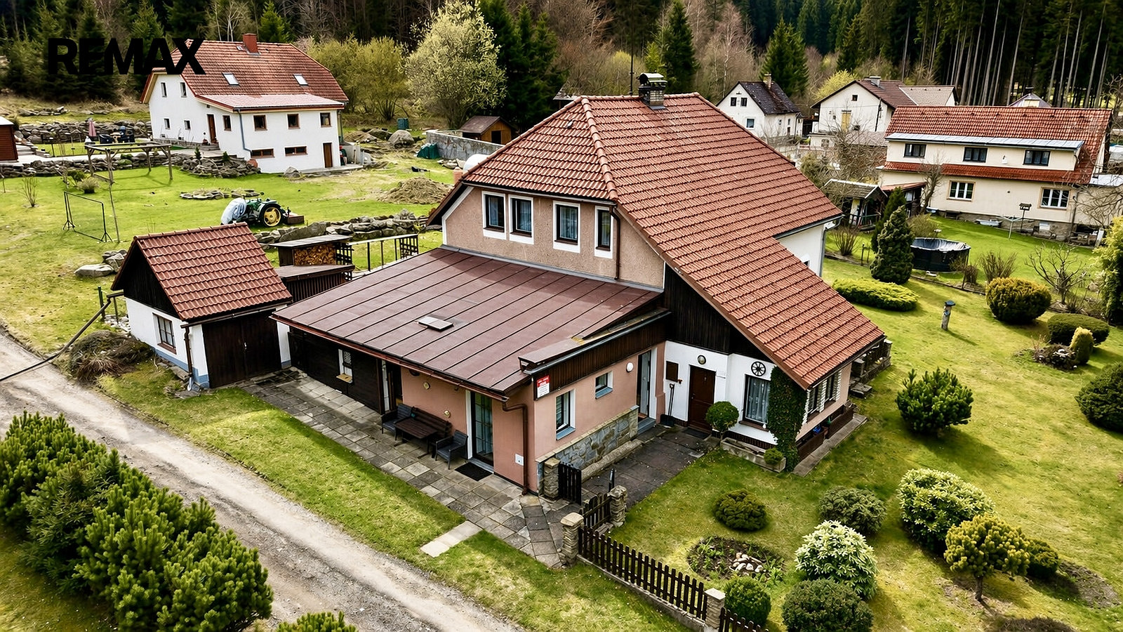 Prodej domu 199 m² s pozemkem 1 162 m² — photo 3
