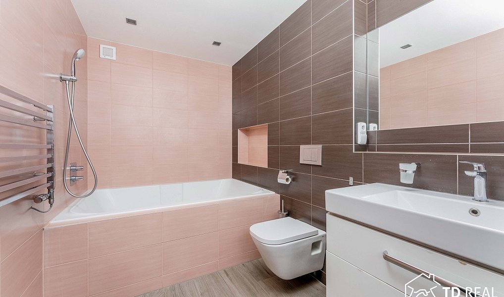 Prodej domu 228 m² s pozemkem 380 m², Brno – náhled fotky 23