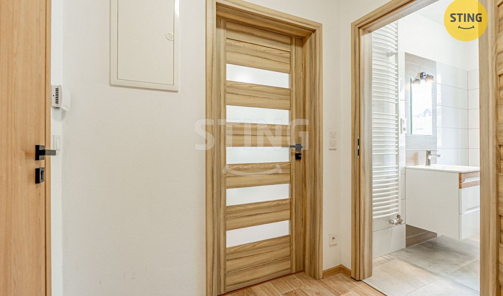 Prodej komerčního objektu (jiného typu) 650 m², Návsí – náhled fotky 15