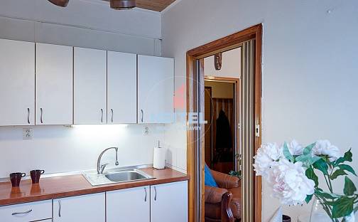 Pronájem bytu 2+1 45 m², Stiborova, Olomouc - Nová Ulice