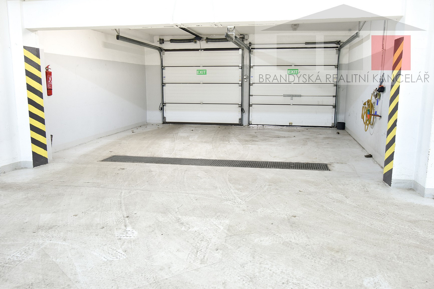 Garáž 15 m², Praha 9 - Bassova – pohled 6