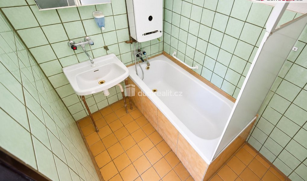 Prodej domu 100 m² s pozemkem 419 m², Mělník – náhled fotky 24
