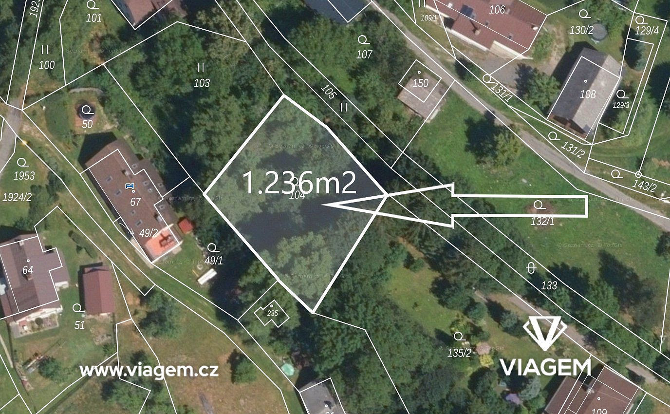 Prodej stavebního pozemku 1 011 m²