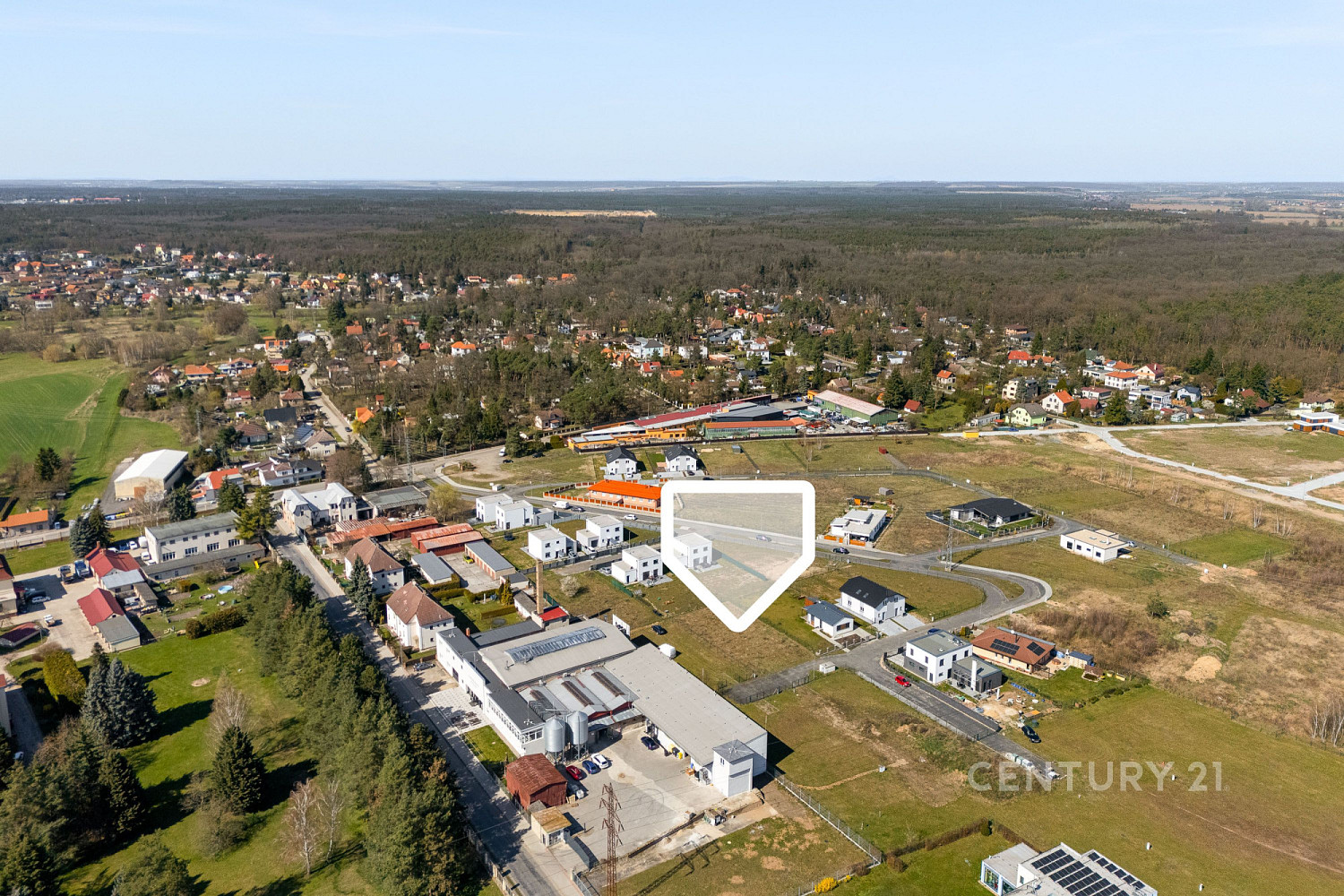 Prodej stavebního pozemku 750 m² – fotografie 3