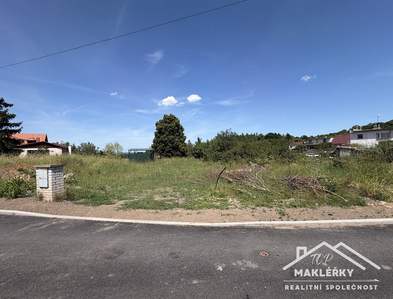 Prodej stavebního pozemku 663 m² – fotografie 4