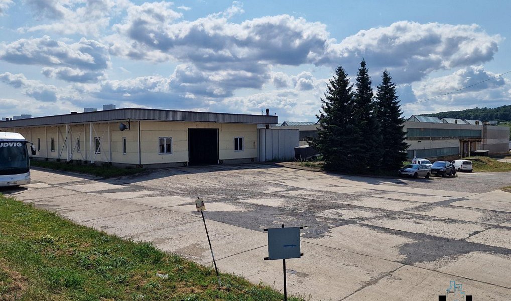 Pronájem skladovacích prostor 300 m², Most – náhled fotky 14