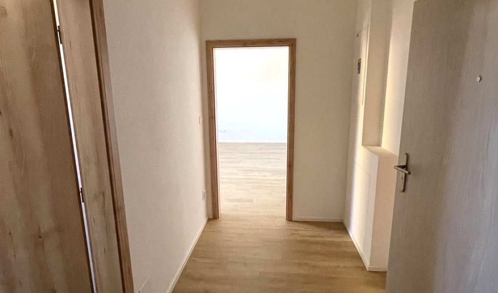 Pronájem bytu 1+kk 37 m², Uherský Brod – náhled fotky 9