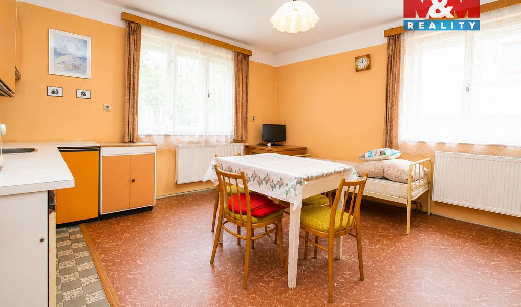 Prodej domu 180 m² s pozemkem 755 m², Protivín – náhled fotky 2