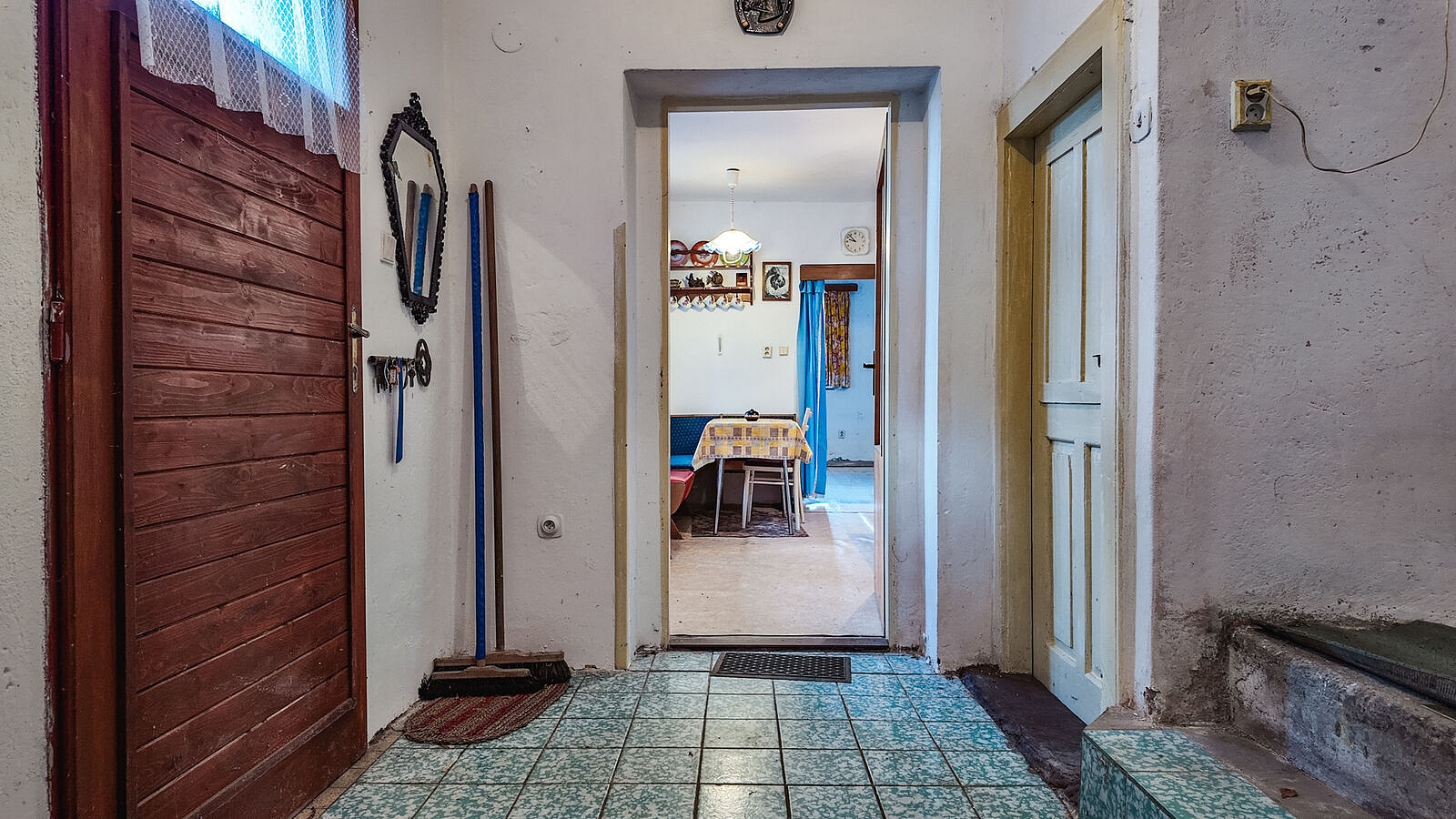 Prodej domu 61 m² s pozemkem 385 m² – fotografie 2