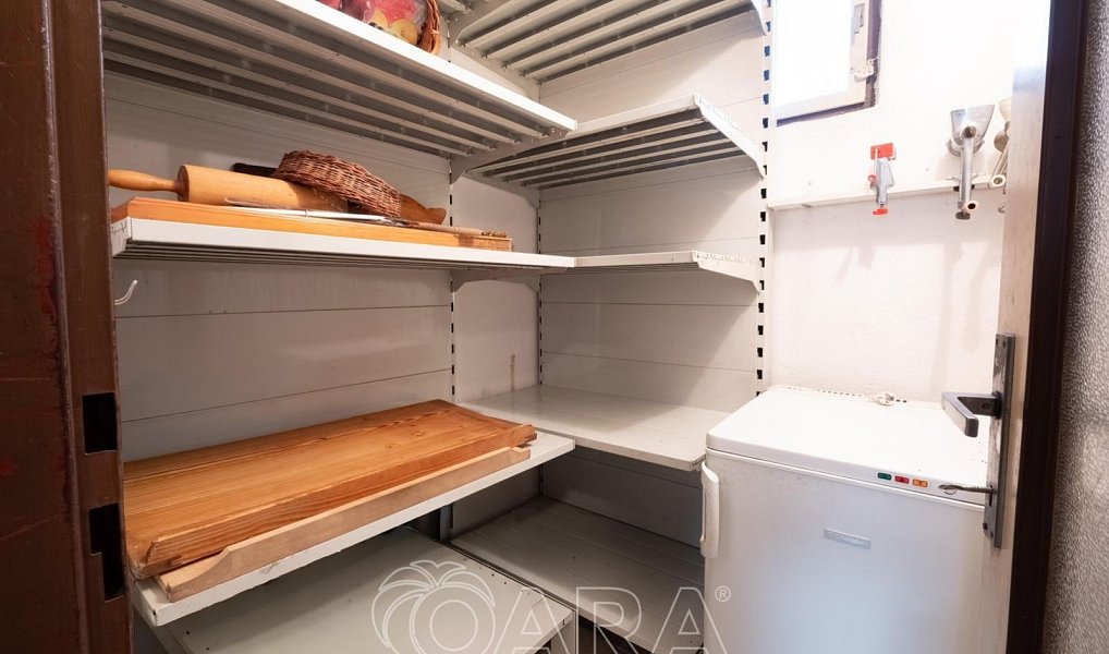 Prodej domu 300 m² s pozemkem 1 482 m², Milovice – náhled fotky 10