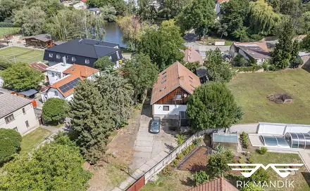 Prodej domu 212 m² s pozemkem 617 m², Nová Ves, okres Praha-východ