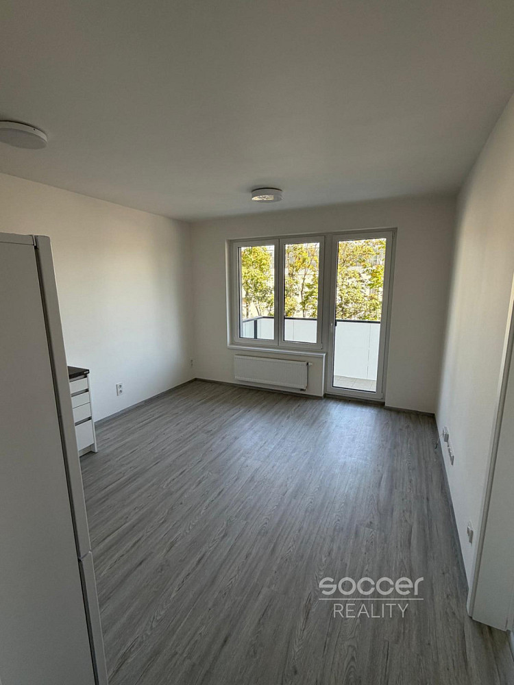 Pronájem bytu 2+kk 52 m² – fotografie 4