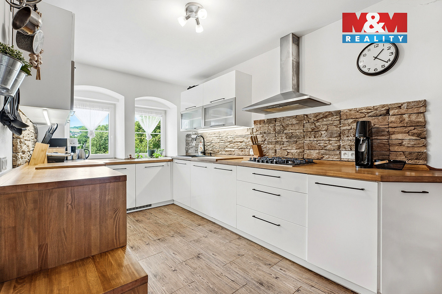 Prodej domu 160 m² s pozemkem 1 153 m² — photo 2