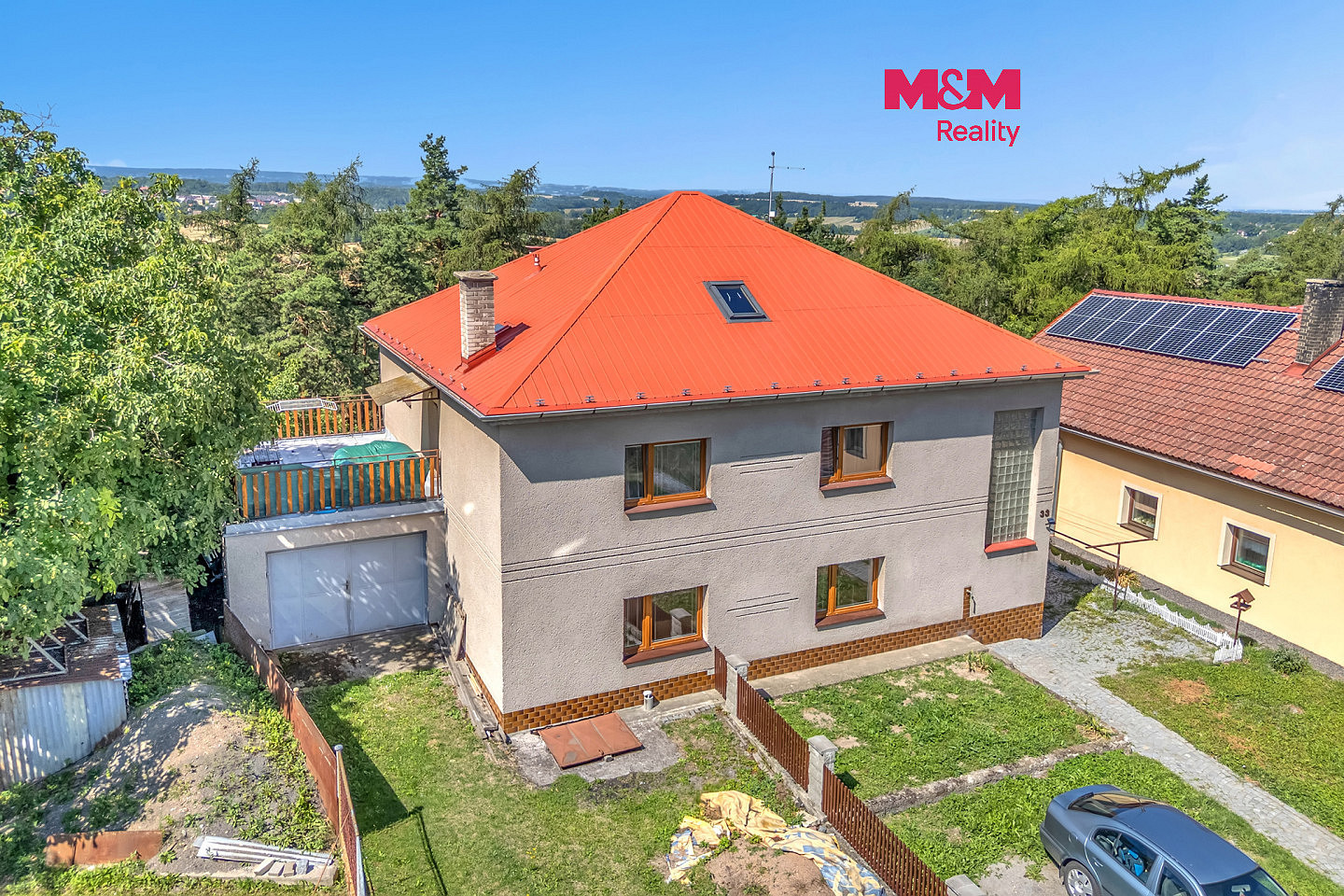 Prodej domu 215 m² s pozemkem 679 m²
