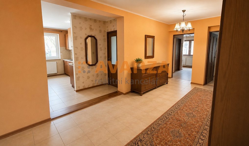 Prodej kanceláře 1 200 m², Děčín – náhled fotky 31