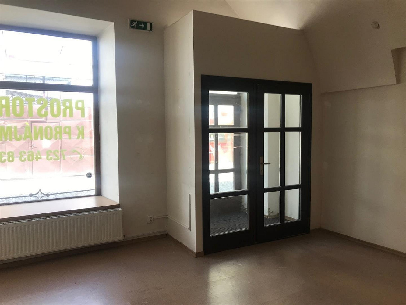 Pronájem obchodních prostor 175 m² – fotografie 4