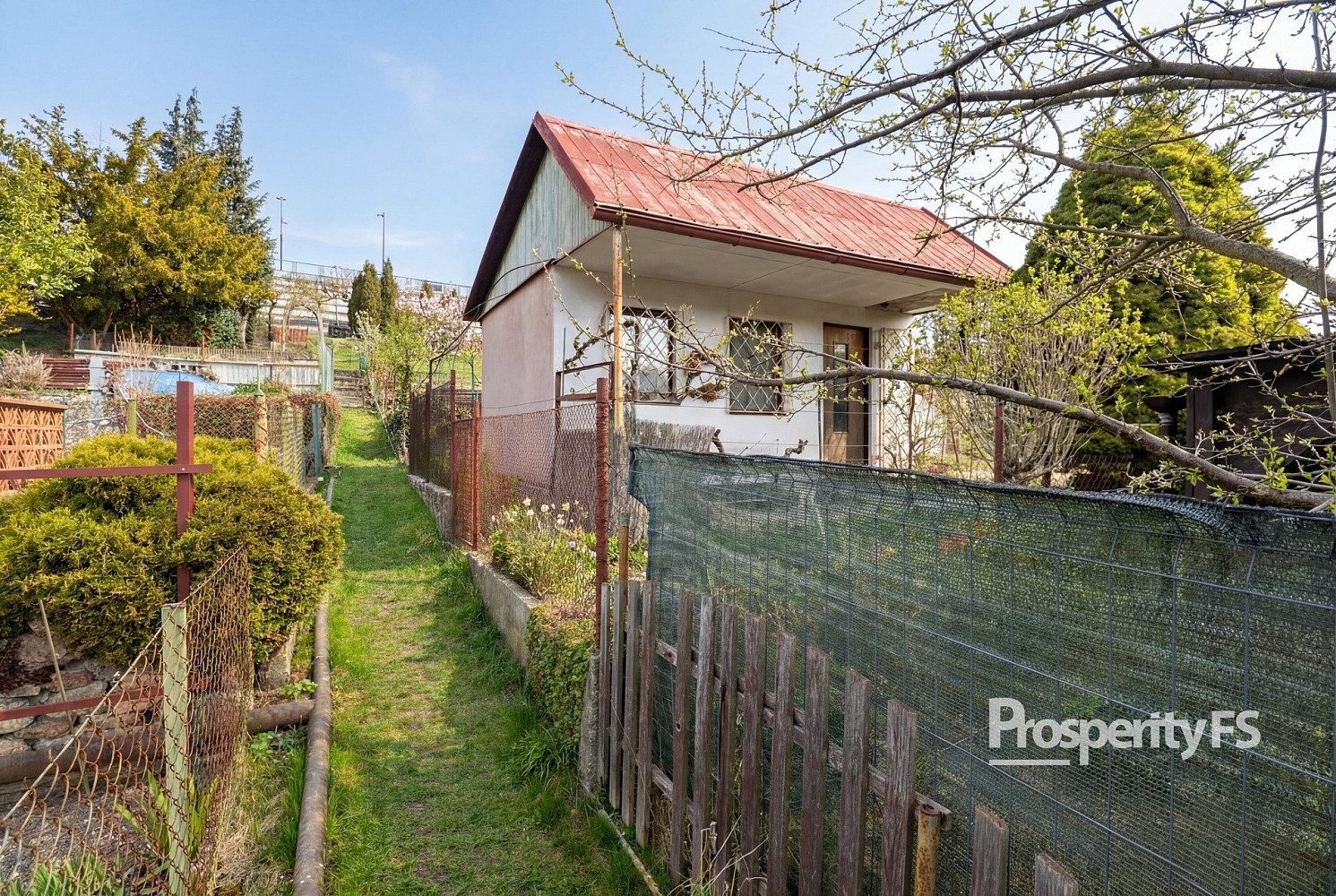 Prodej chaty/chalupy 16 m² s pozemkem 356 m²