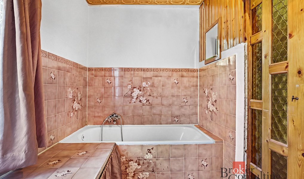 Prodej domu 184 m² s pozemkem 1 352 m², Kunratice u Cvikova – náhled fotky 26
