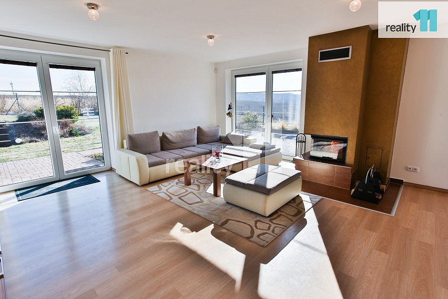 Prodej domu 238 m² s pozemkem 1 269 m² – pohled 6