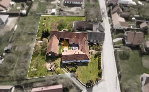 Prodej domu 332 m² s pozemkem 2 461 m², Žďár, okres Blansko