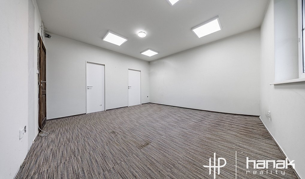 Prodej obchodních prostor 521 m², Náklo – náhled fotky 22