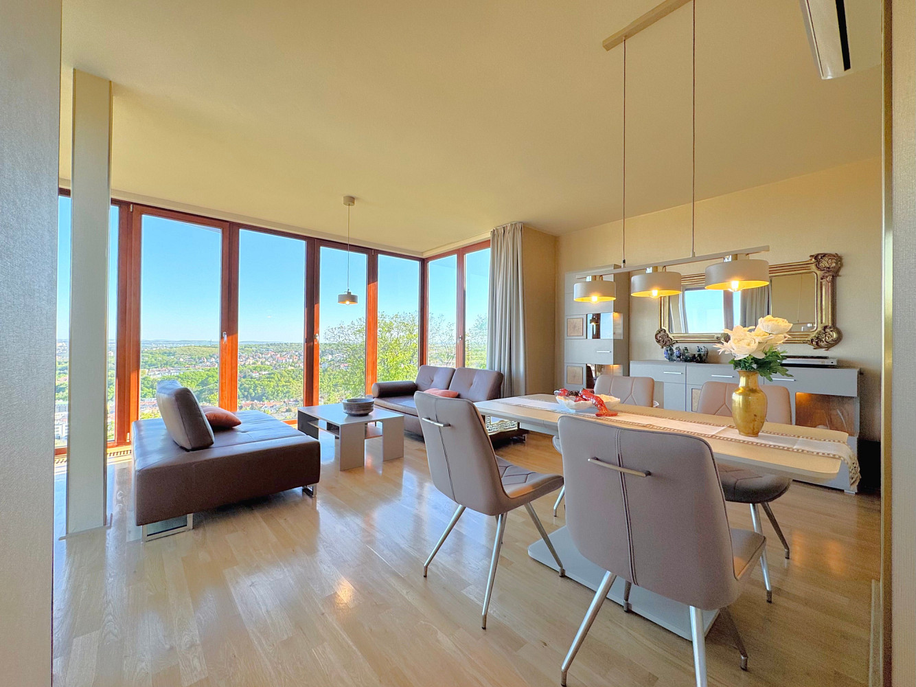 Pronájem bytu 2+kk 62 m² – další
