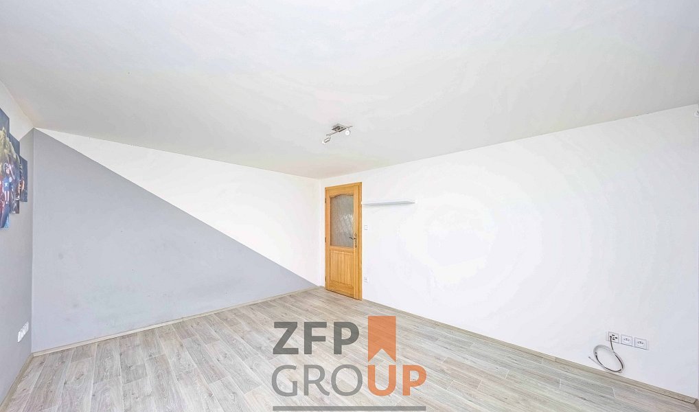 Prodej domu 227 m² s pozemkem 889 m², Senice na Hané – náhled fotky 9