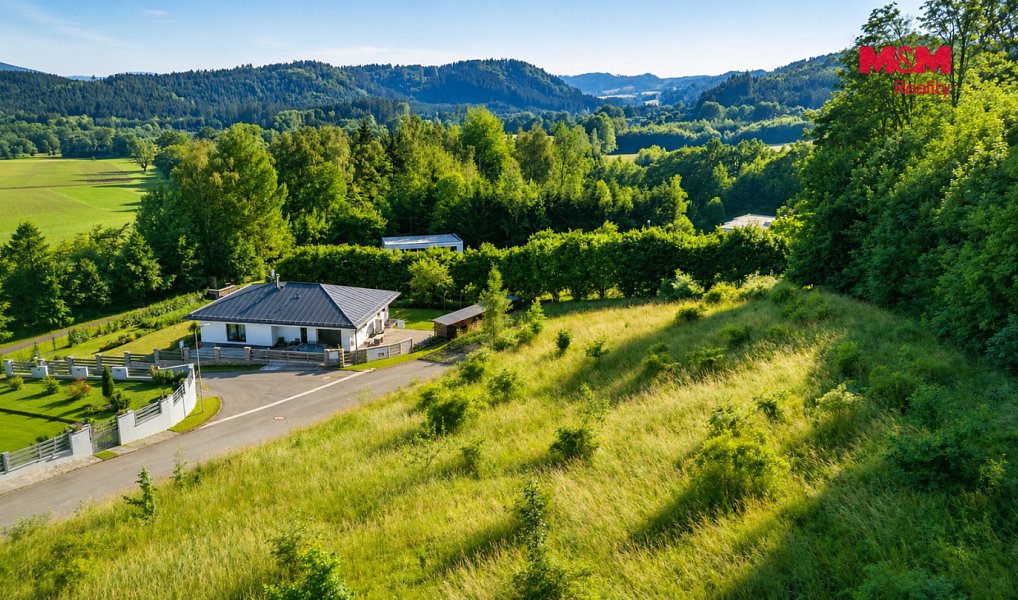 Prodej stavebního pozemku 1 831 m², Trutnov – náhled fotky 2