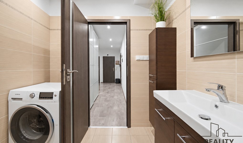 Pronájem bytu 2+kk 60 m², Chrudim – náhled fotky 2