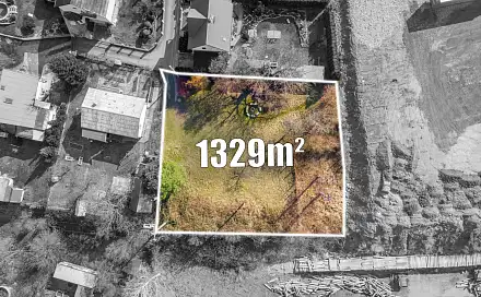 Prodej stavebního pozemku 1 329 m²