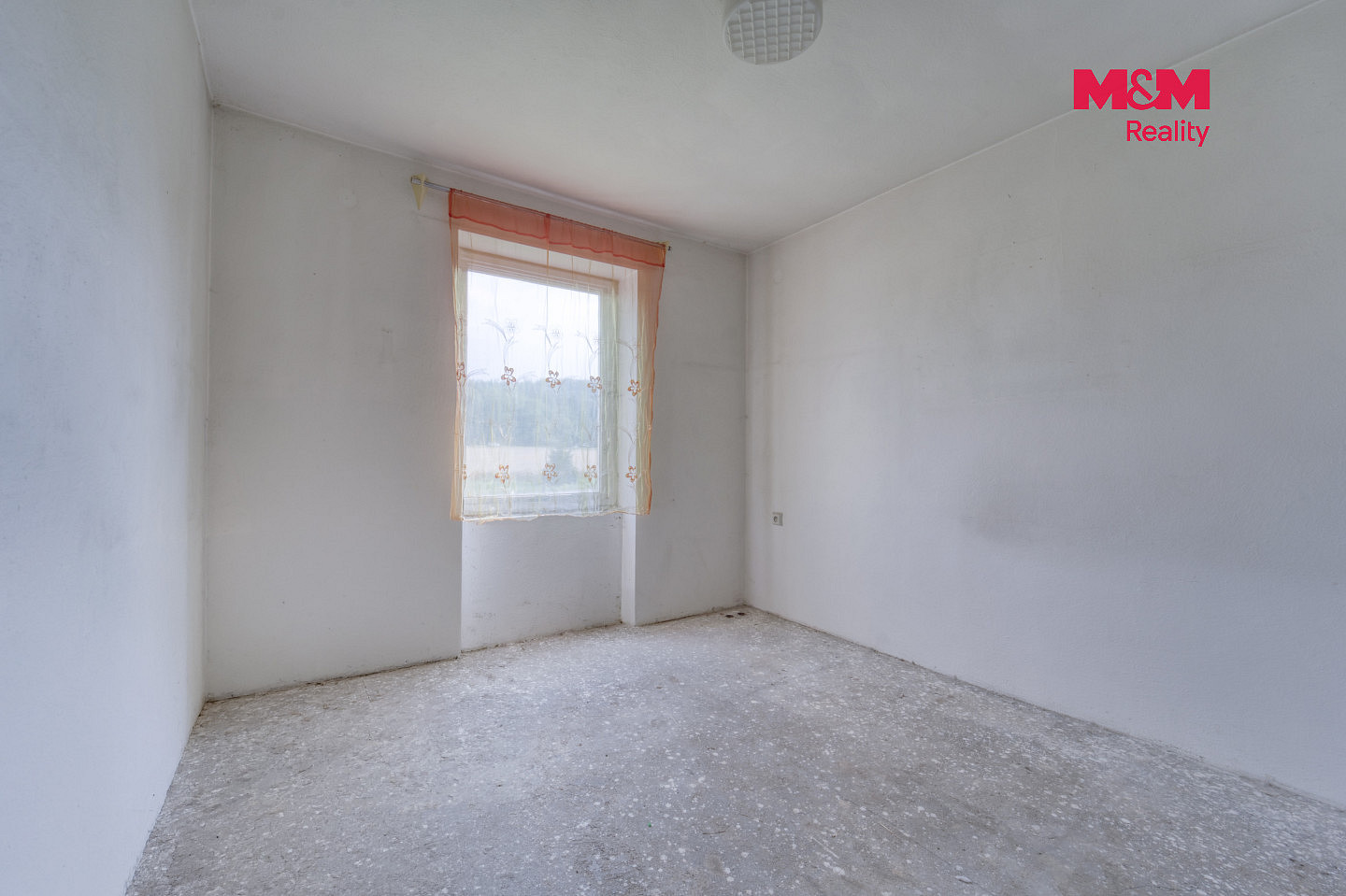 Prodej stavebního pozemku 648 m² — photo 3